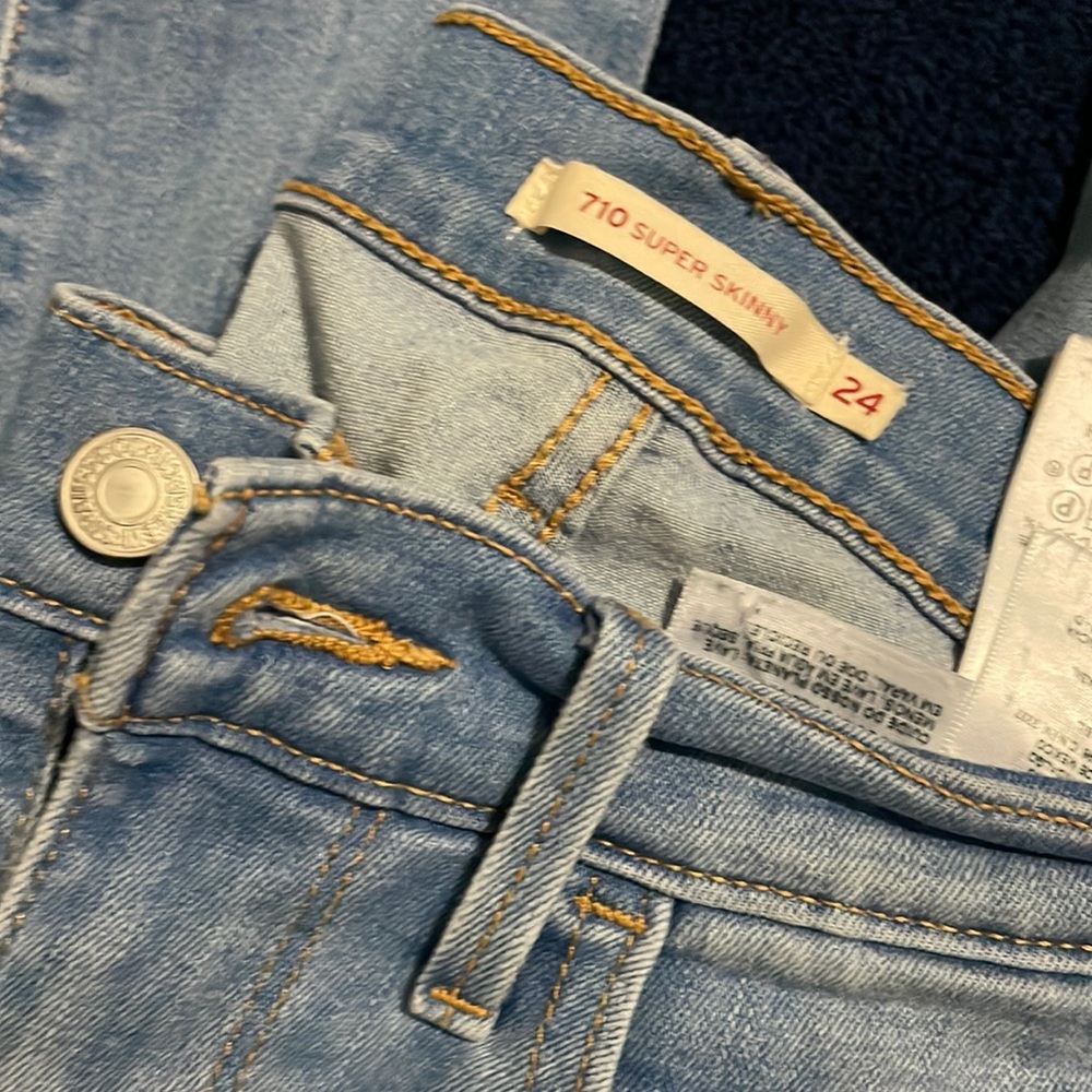 Levi’s skinny jeans